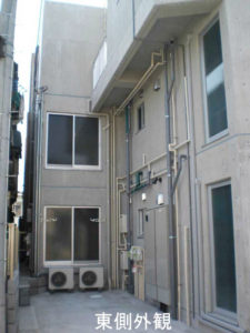 RCマンション東側外観